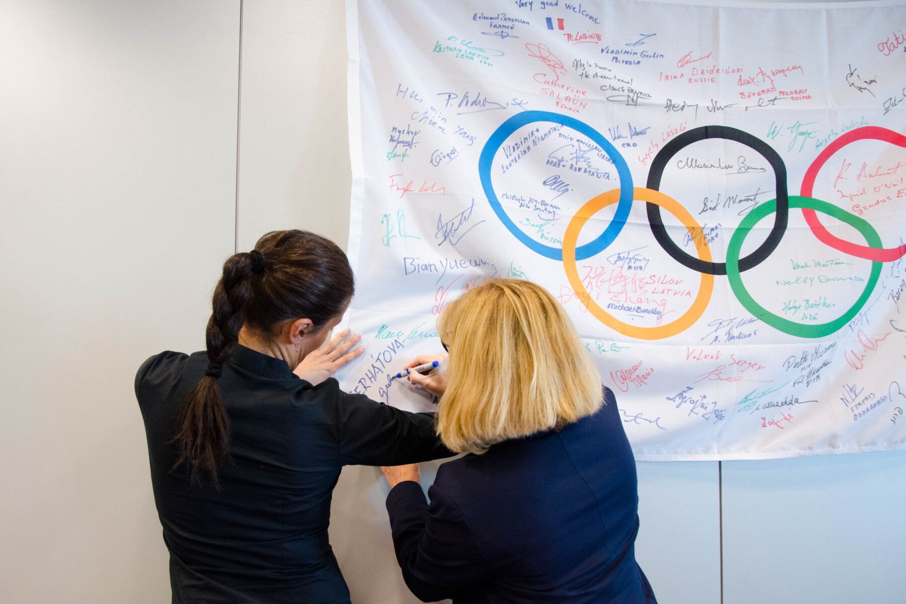 Svetové stretnutie olympijských zberateľov v Bratislave – fotografia 115